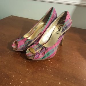 Shoe